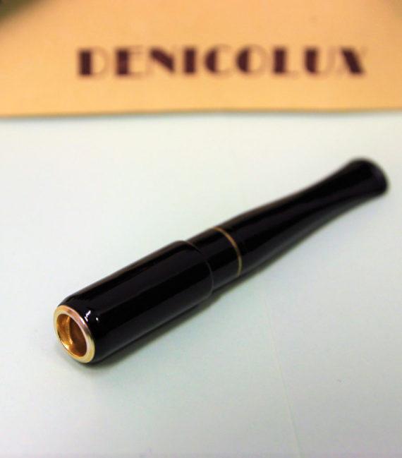 fume-cigarette-1950-noire-avec-ejecteur