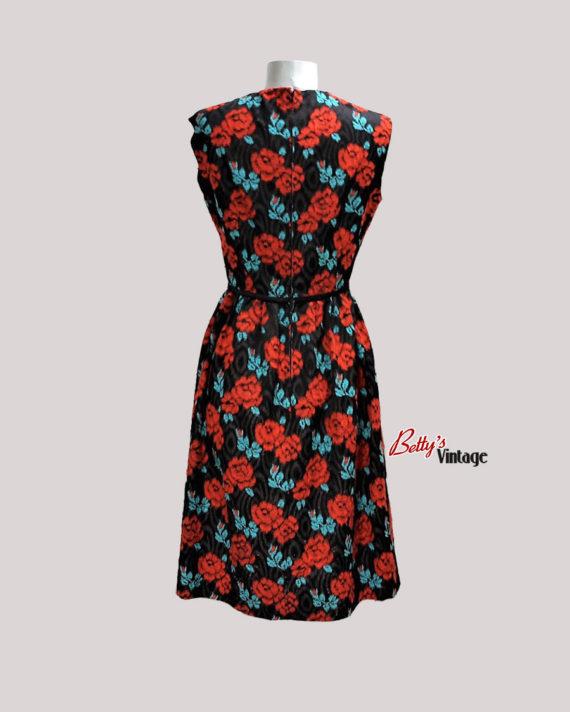 robe-vintage-1960-à-fleur-droite