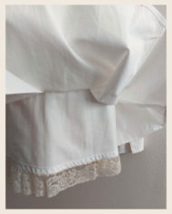 Robe-vintage-blanche-1950-jupon
