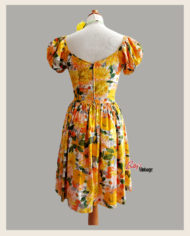 robe-vintage-1950-fleur-orange-decolletté-froncé.2jpg