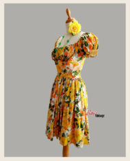robe-vintage-1950-fleur-orange-decolletté-froncé.3jpg