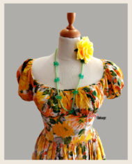robe-vintage-1950-fleur-orange-decolletté-froncé.4jpg