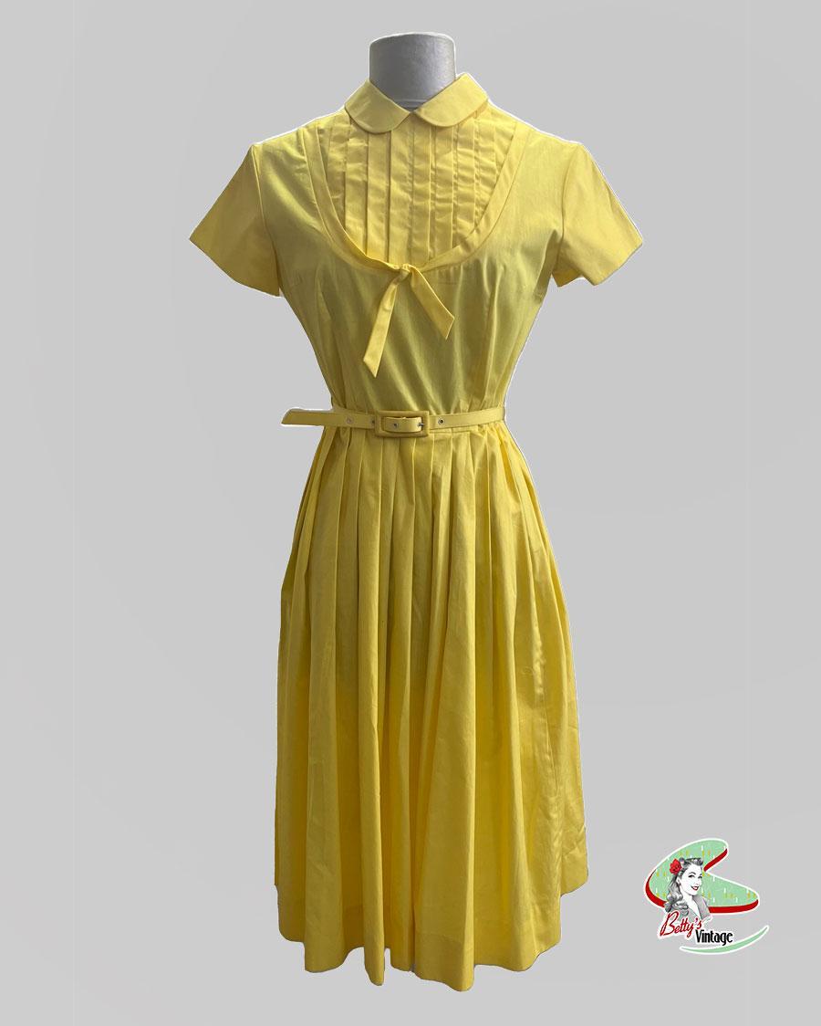 robe- robe jaune- robe jaune vintage - robe 1950 jaune- robe 1950 - robe vintage jaune 1950 - dress - yellow dress - yellow vintage dress- 1950 yellow dress - 1950 dress - fifties dress - fifties yellow dress - fifties vintage yellow dress
