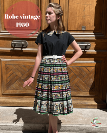 robe- robe vintage - robe vintage 1950 - robe noire - robe noire vintage - robe noire 1950 - robe noire vintage 1950 - robe motif ethnique- robe vintage motif ethnique - robe motif ethnique noir -