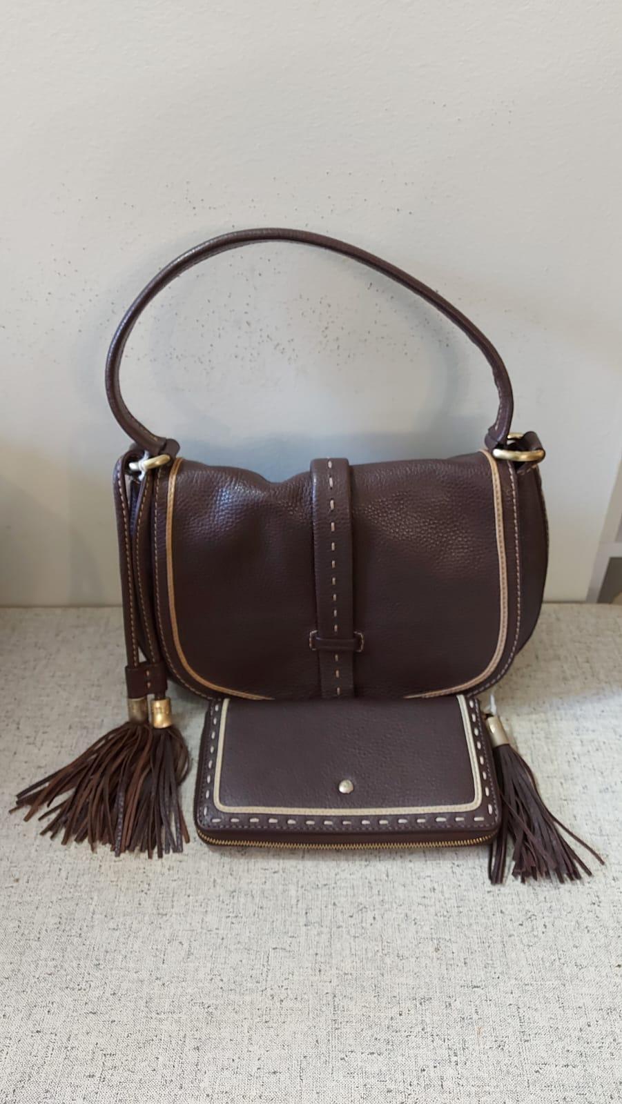 Sac- Sac Lancel- Sac vintage- sac retro- sac en cuir - sac collection premier flirt - sac couleur chocolat - sac avec des surpiqures- sac avec pompon- bag- Lancel bag - vintage bag- retro bag leather bag